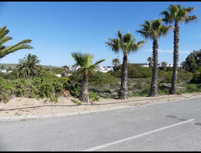 LAND FOR SALE IN GOLDEN MILE
